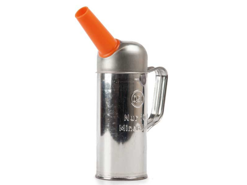 1/2 L Oil Measure Can - Plastic Spout